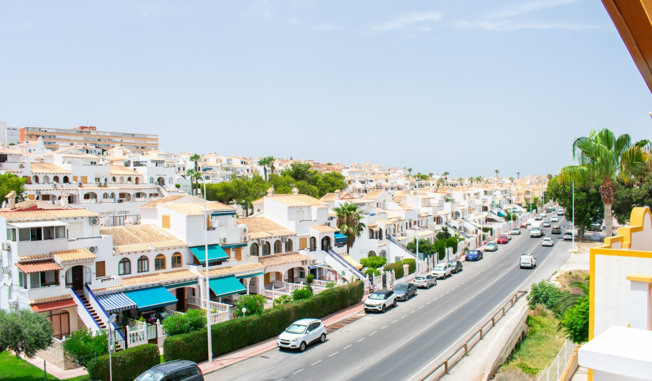 Resale - Apartment / Flat - Torrevieja - Torrelamata - La Mata