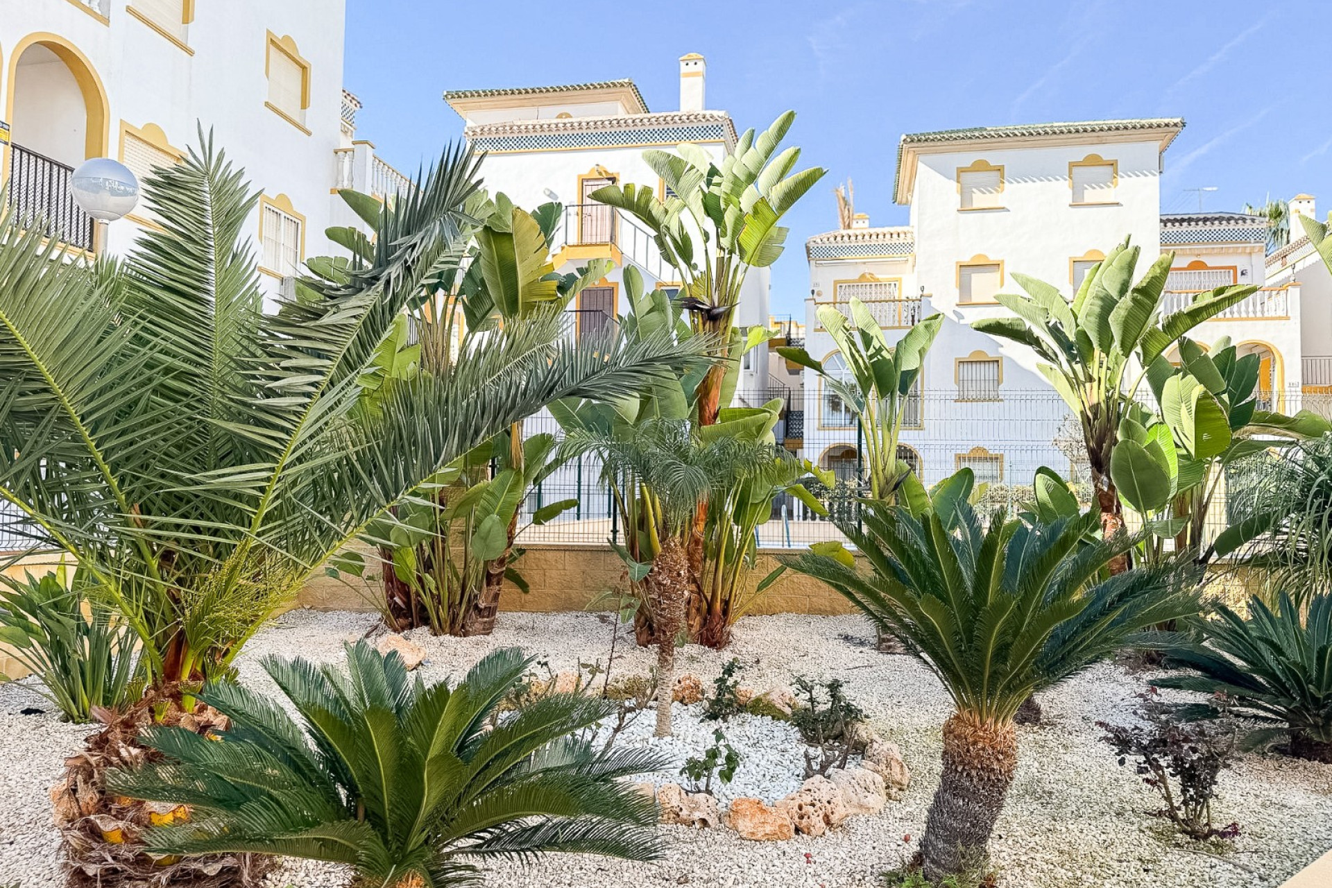 Resale - Apartment / Flat - Torrevieja - Torrelamata - La Mata