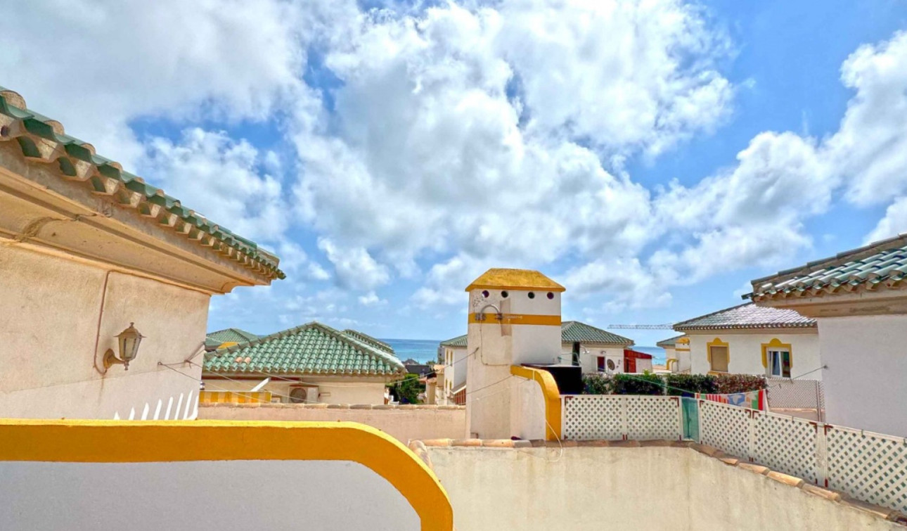 Resale - Apartment / Flat - Torrevieja - Torrelamata - La Mata