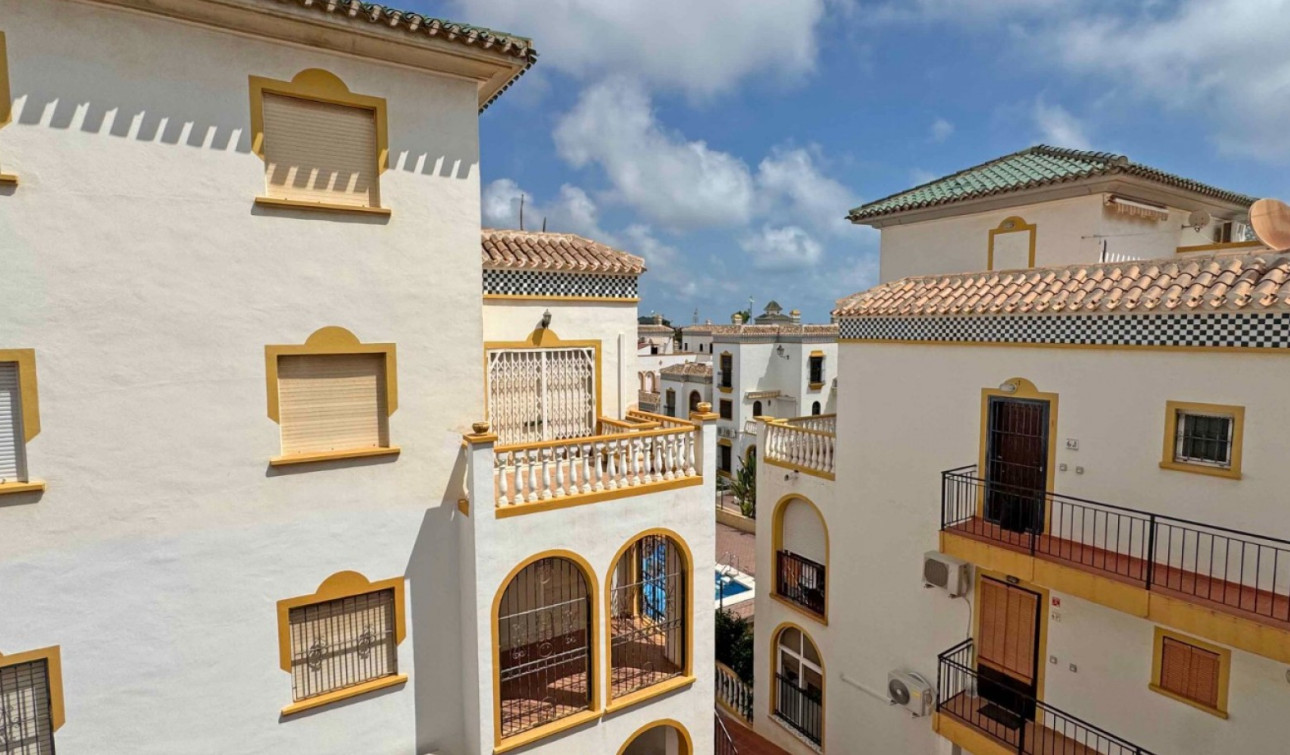 Resale - Apartment / Flat - Torrevieja - Torrelamata - La Mata