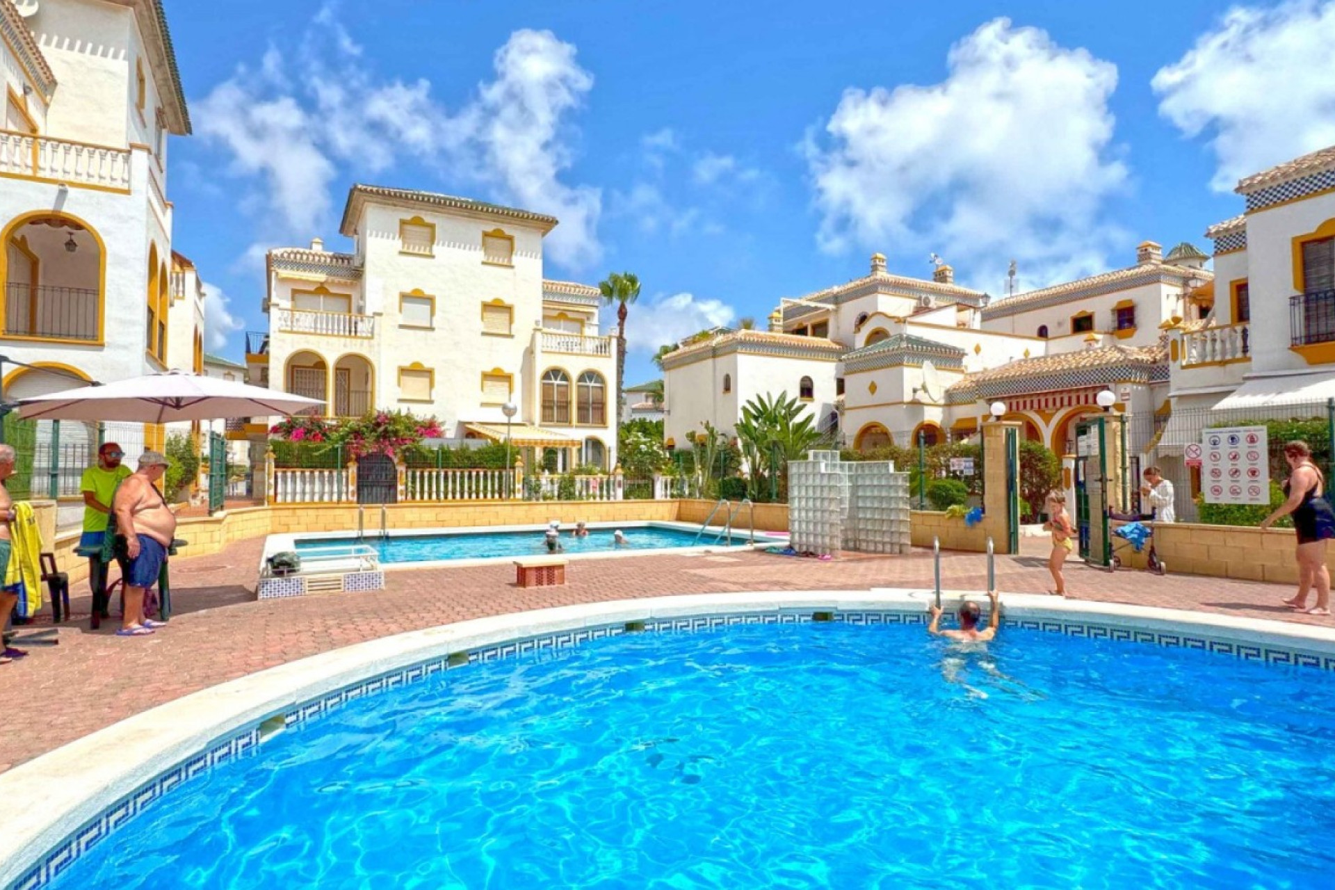 Resale - Apartment / Flat - Torrevieja - Torrelamata - La Mata