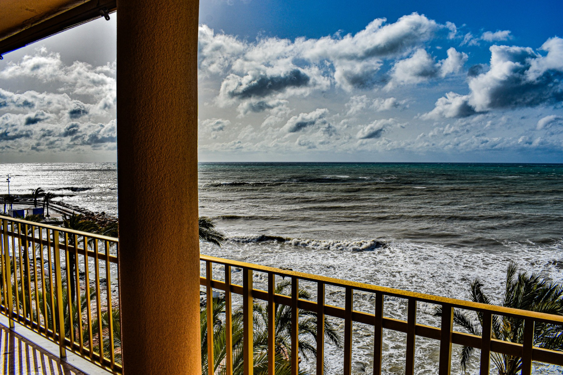 Resale - Apartment / Flat - Torrevieja - Torrevieja Centro