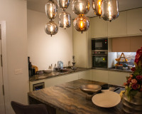 Resale - Apartment / Flat - Torrevieja - Torrevieja Centro