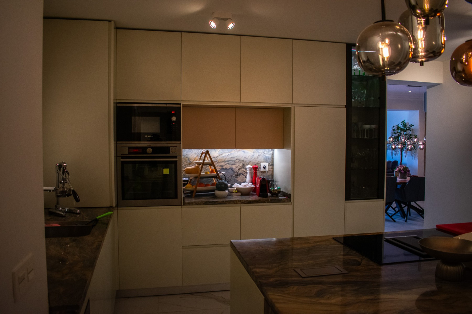 Resale - Apartment / Flat - Torrevieja - Torrevieja Centro