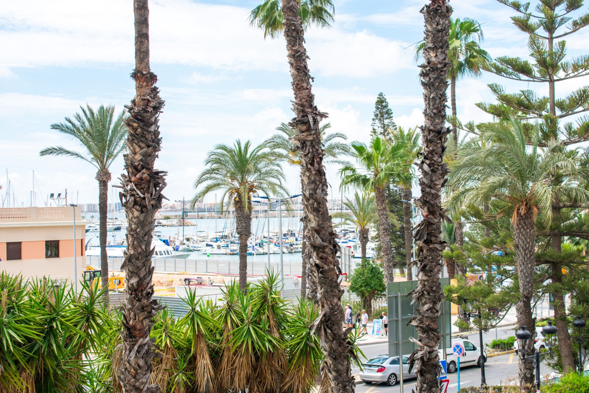 Resale - Apartment / Flat - Torrevieja - Torrevieja Centro