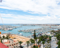 Resale - Apartment / Flat - Torrevieja - Torrevieja Centro