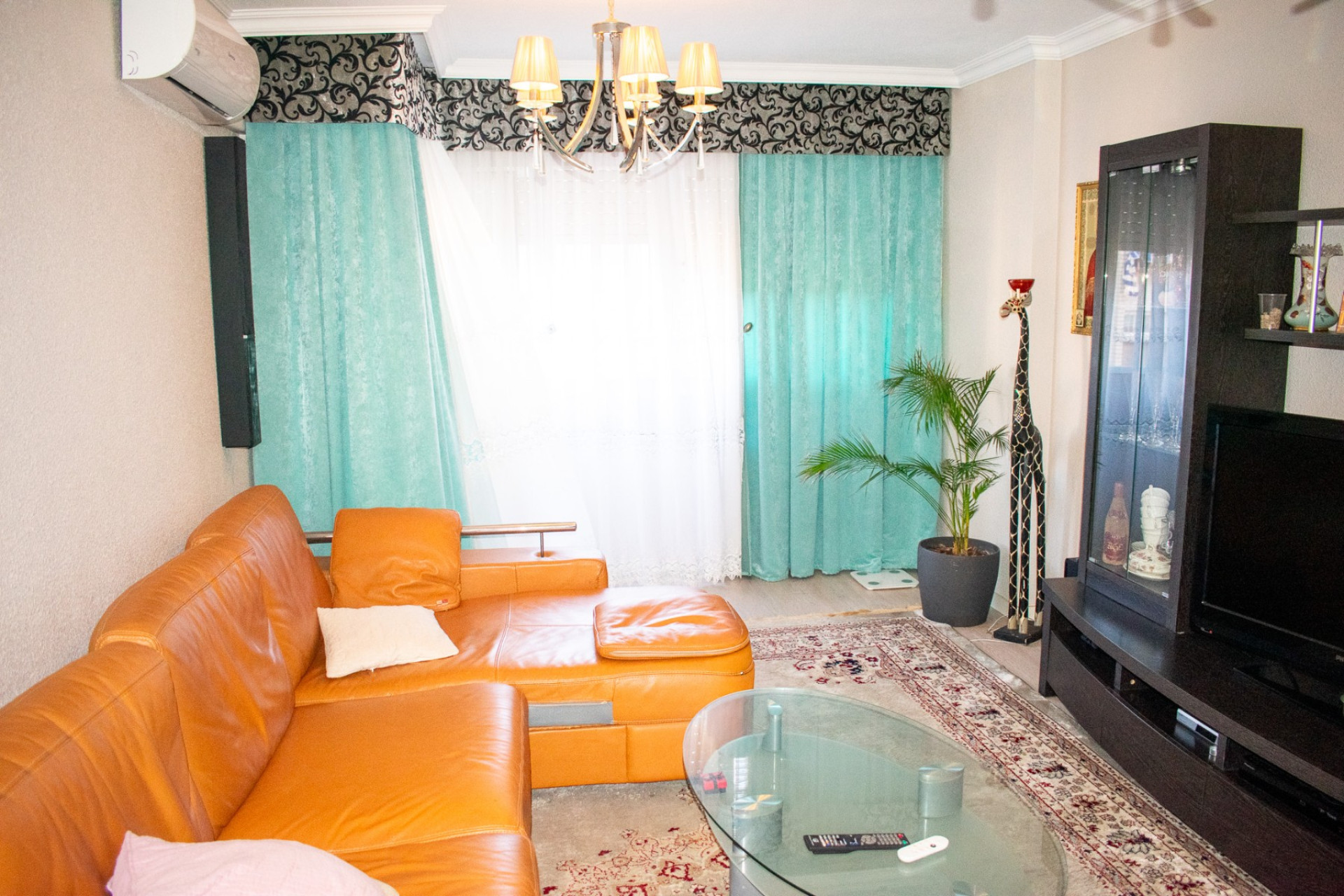 Resale - Apartment / Flat - Torrevieja - Torrevieja Centro