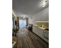 Resale - Apartment / Flat - Torrevieja - Torrevieja Centro