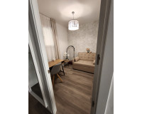 Resale - Apartment / Flat - Torrevieja - Torrevieja Centro