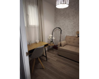 Resale - Apartment / Flat - Torrevieja - Torrevieja Centro