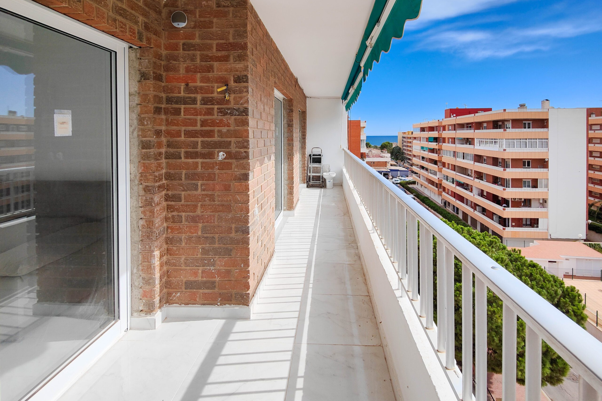 Resale - Apartment / Flat - Torrevieja - torrevieja