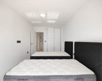 Resale - Apartment / Flat - Torrevieja - torrevieja