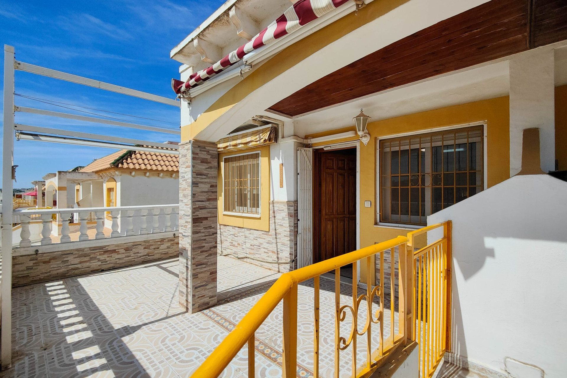 Resale - Apartment / Flat - Torrevieja - torrevieja