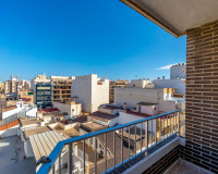 Resale - Apartment / Flat - Torrevieja - torrevieja