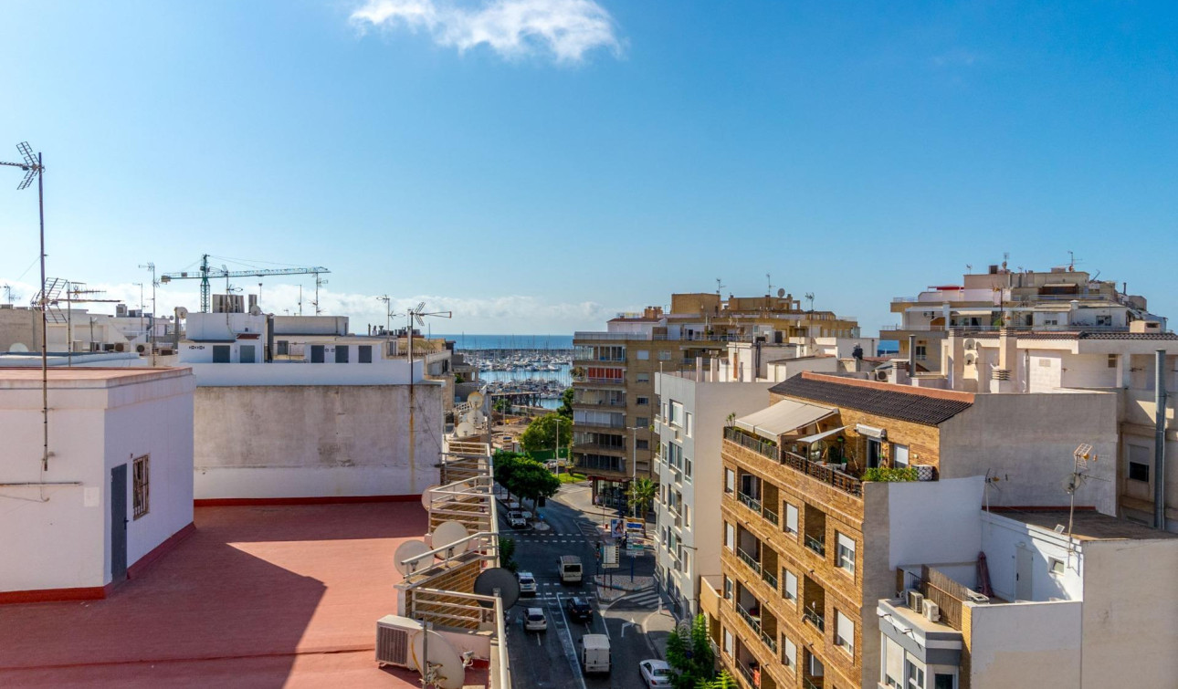 Resale - Apartment / Flat - Torrevieja - torrevieja