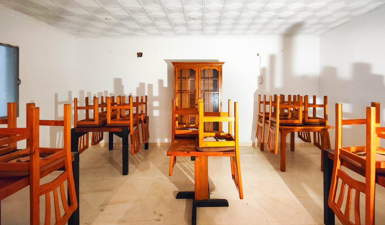 Resale - Apartment / Flat - Torrevieja - torrevieja