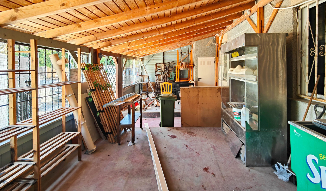 Resale - Apartment / Flat - Torrevieja - torrevieja