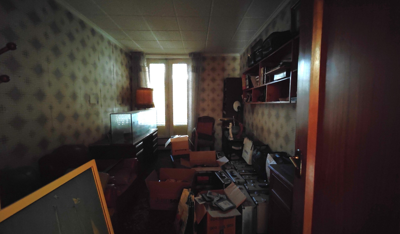 Resale - Apartment / Flat - Torrevieja - torrevieja