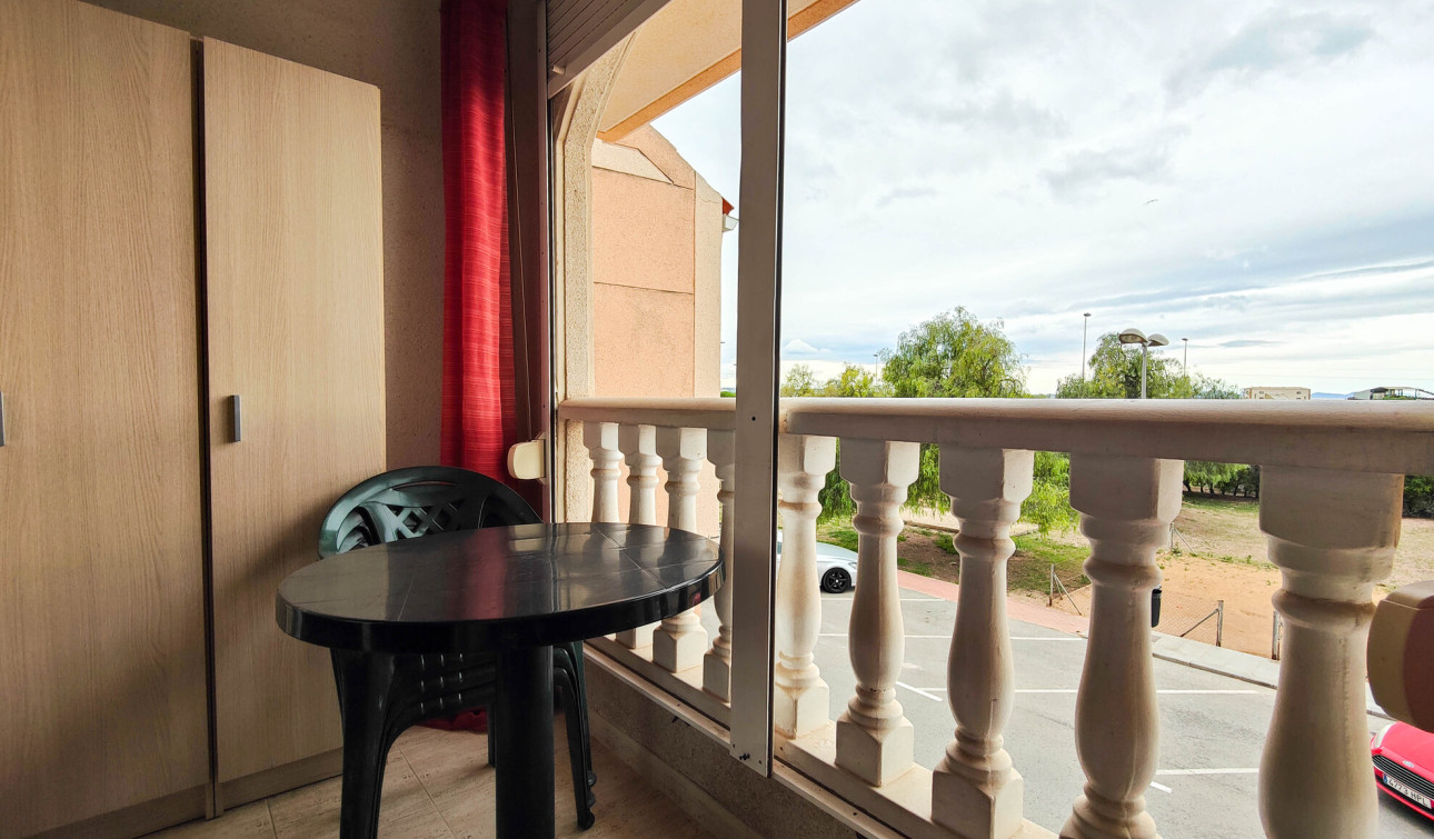 Resale - Apartment / Flat - Torrevieja - torrevieja