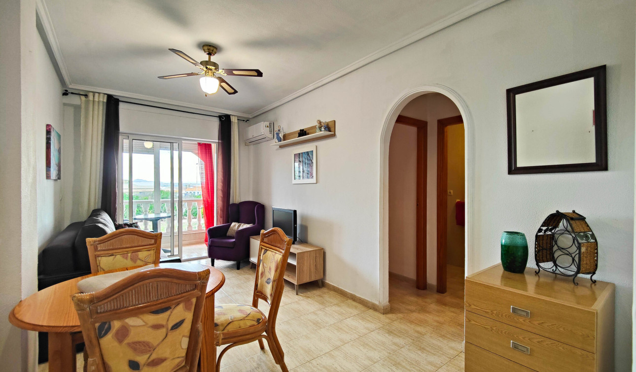 Resale - Apartment / Flat - Torrevieja - torrevieja