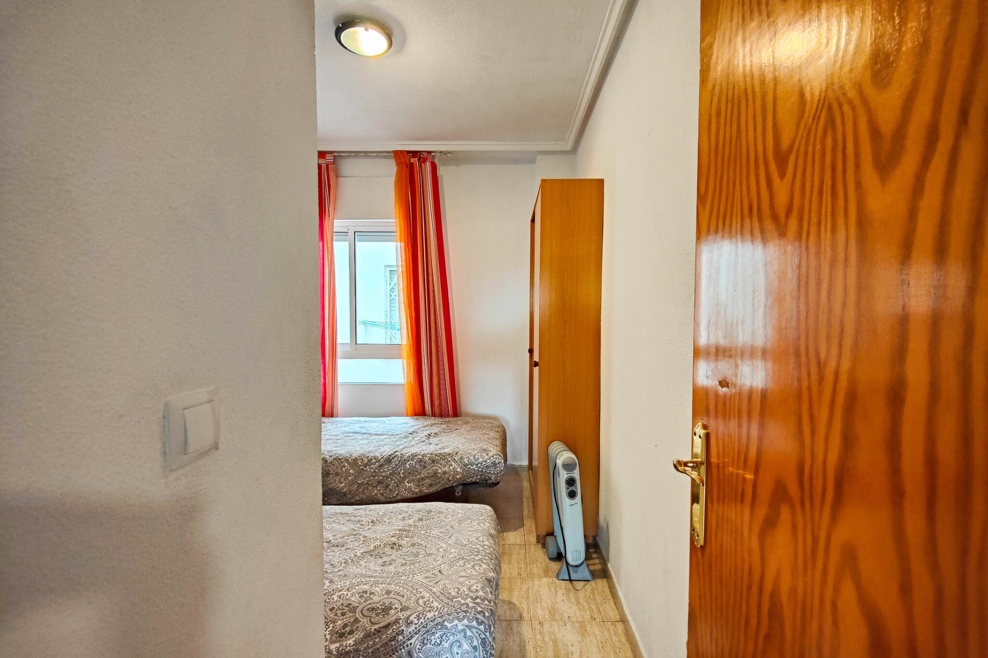 Resale - Apartment / Flat - Torrevieja - torrevieja