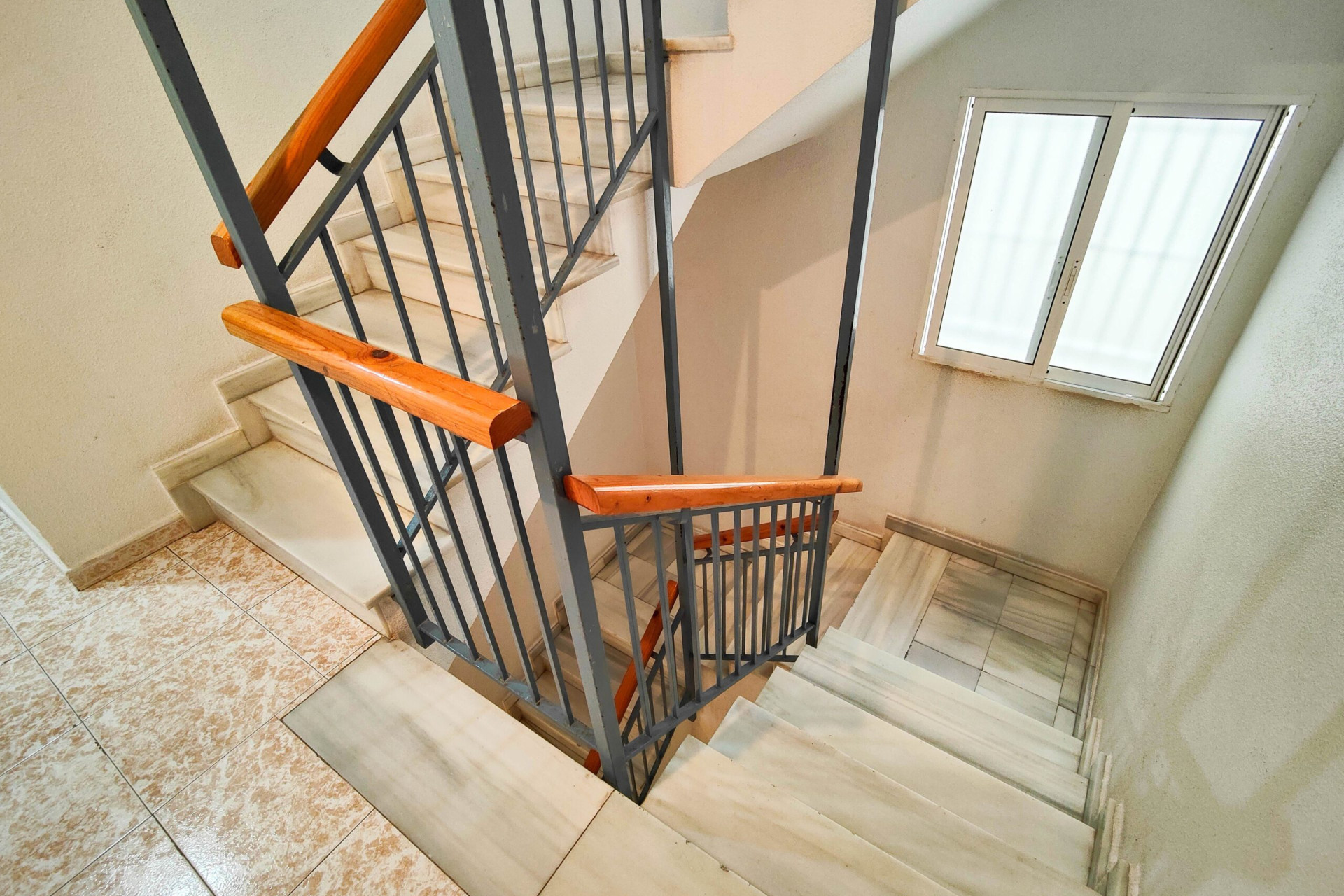 Resale - Apartment / Flat - Torrevieja - torrevieja