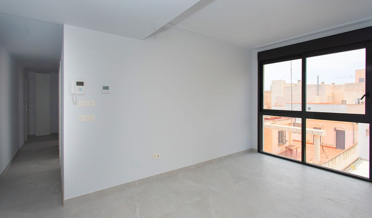 Resale - Apartment / Flat - Torrevieja