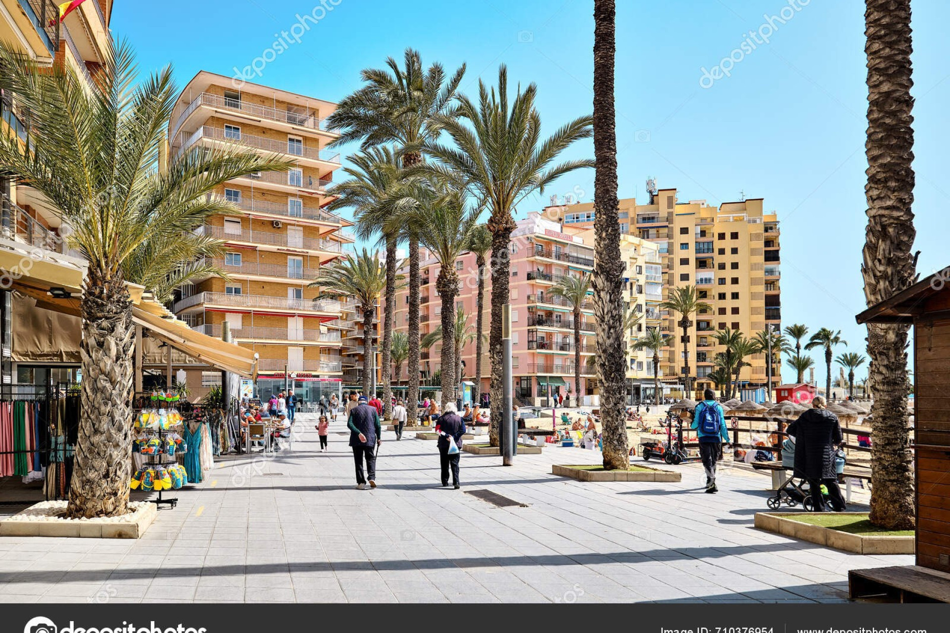 Resale - Apartment / Flat - Torrevieja