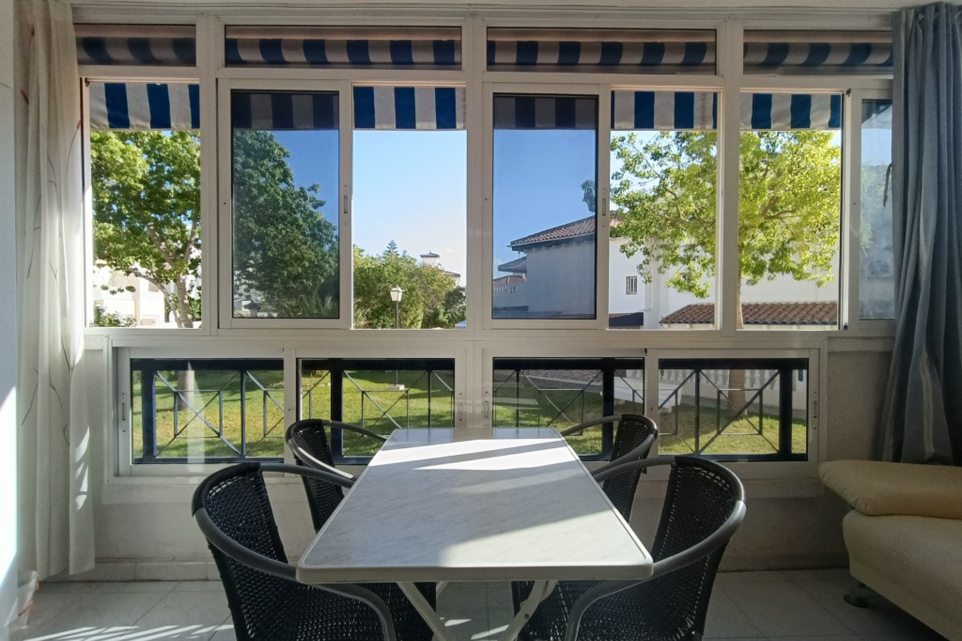 Resale - Apartment / Flat - Torrevieja