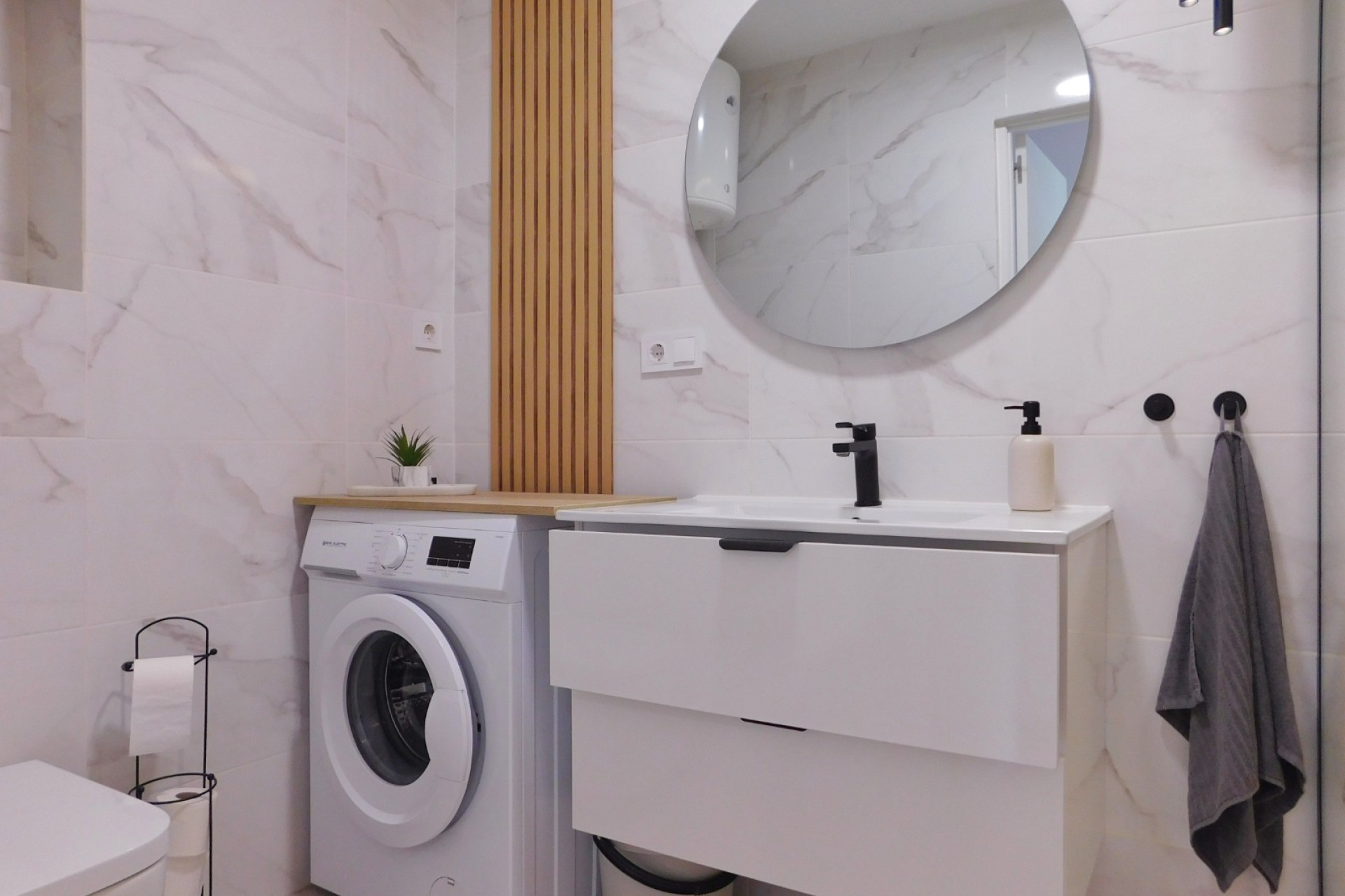 Resale - Apartment / Flat - Torrevieja