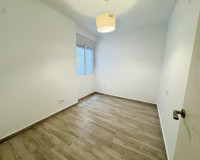 Resale - Apartment / Flat - Torrevieja