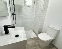 Resale - Apartment / Flat - Torrevieja