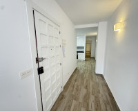Resale - Apartment / Flat - Torrevieja