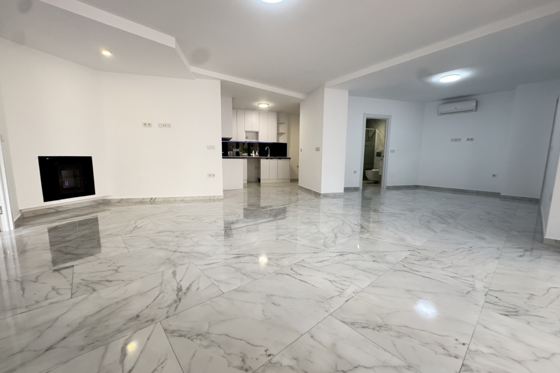 Resale - Apartment / Flat - Torrevieja