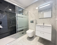 Resale - Apartment / Flat - Torrevieja