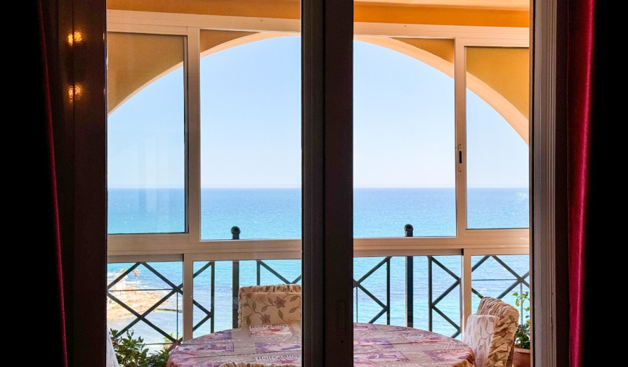 Resale - Apartment / Flat - Torrevieja