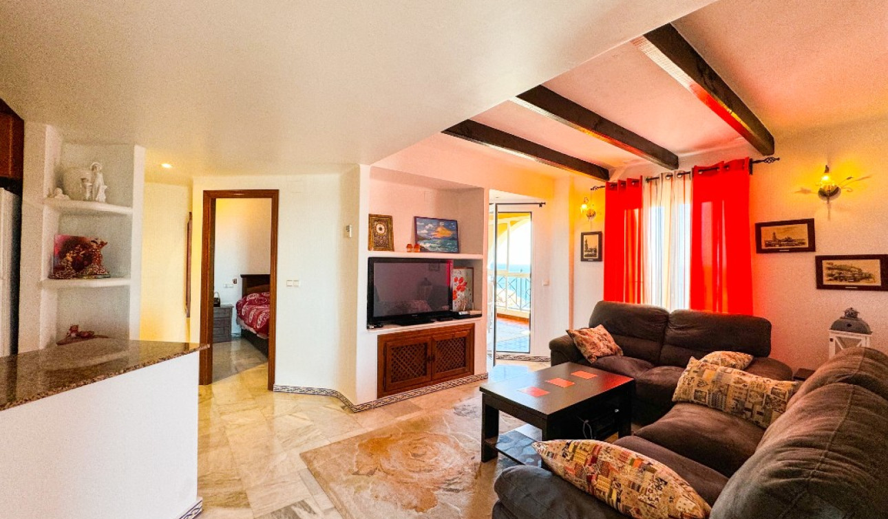 Resale - Apartment / Flat - Torrevieja