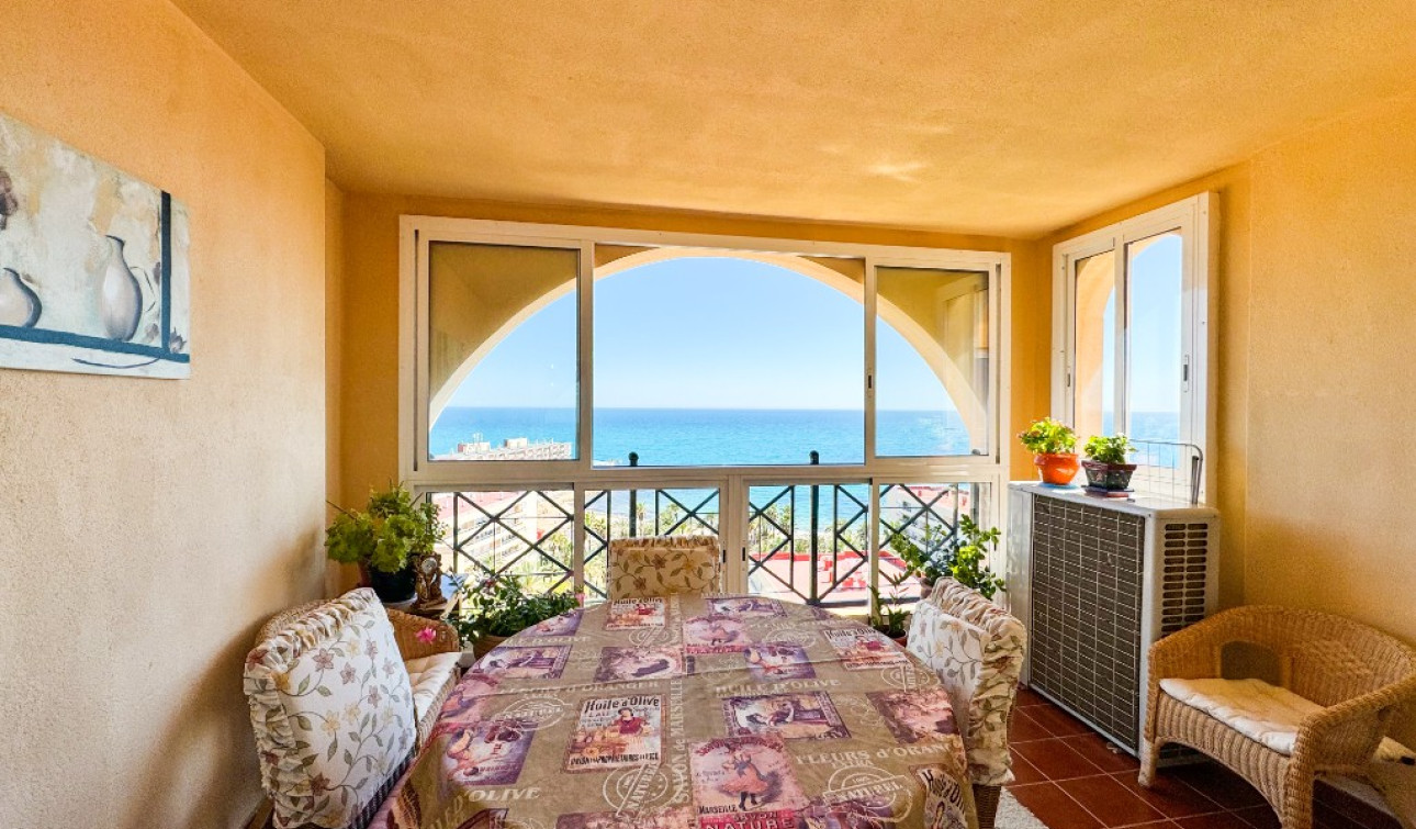 Resale - Apartment / Flat - Torrevieja