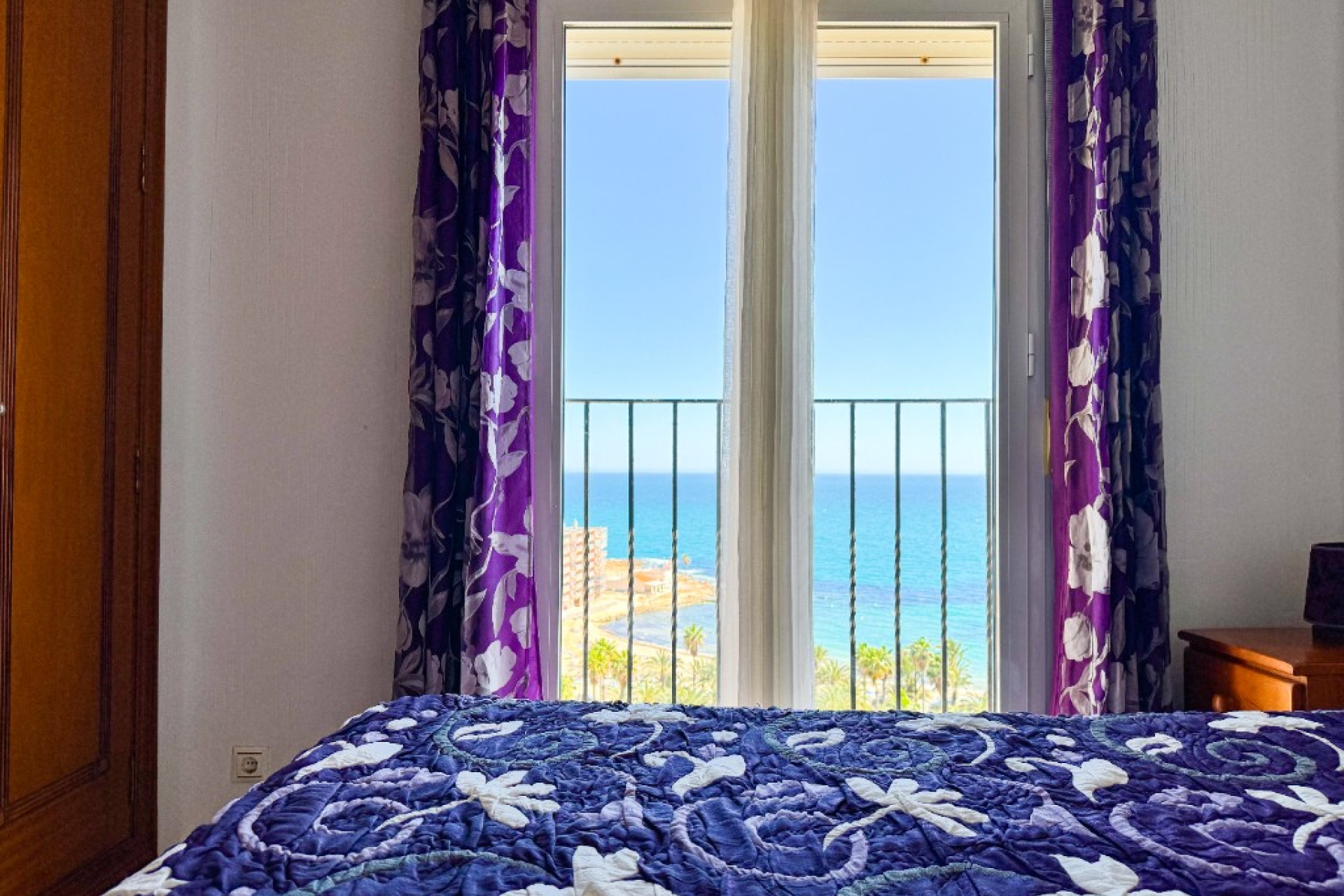 Resale - Apartment / Flat - Torrevieja