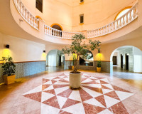 Resale - Apartment / Flat - Torrevieja