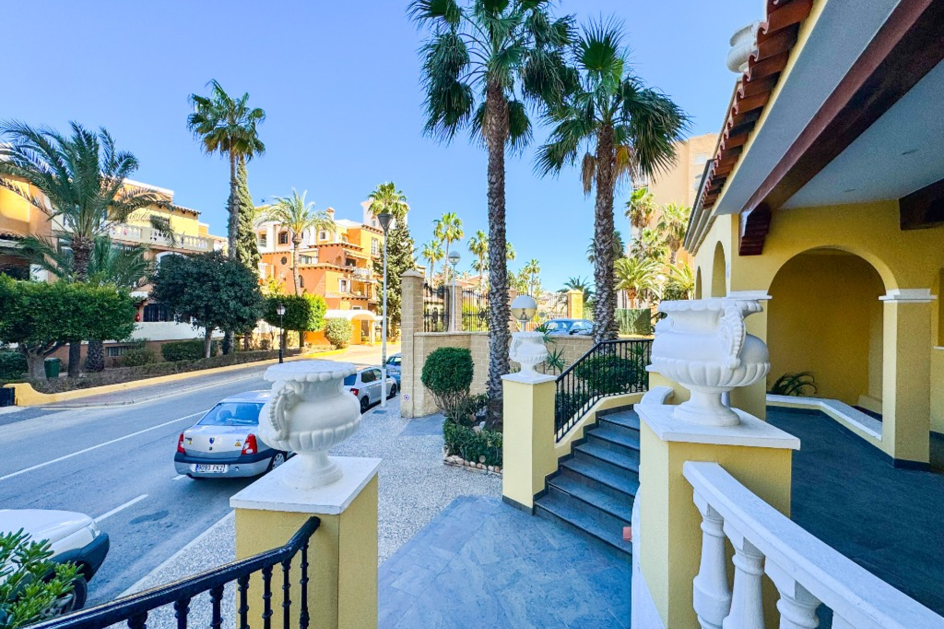 Resale - Apartment / Flat - Torrevieja