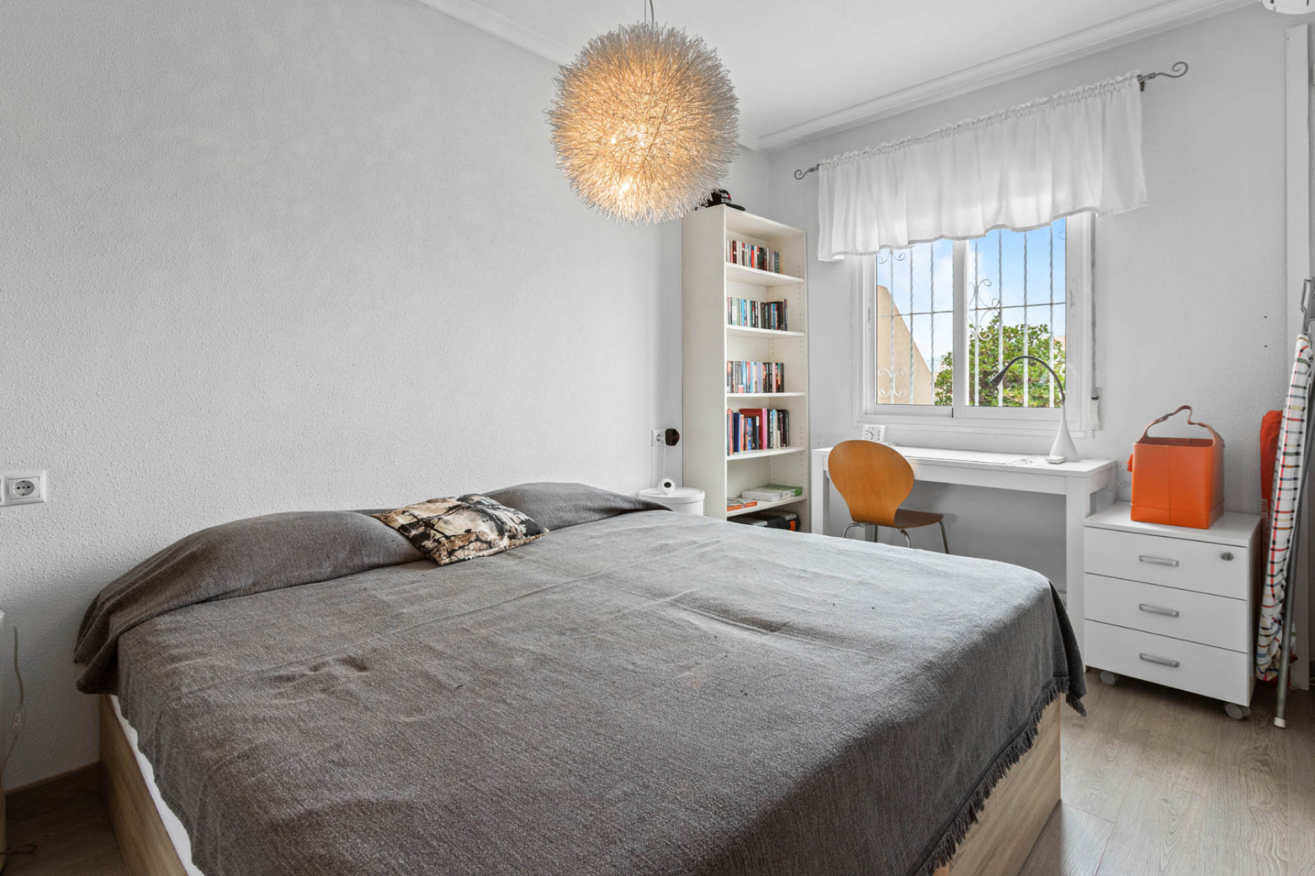 Resale - Apartment / Flat - Torrevieja