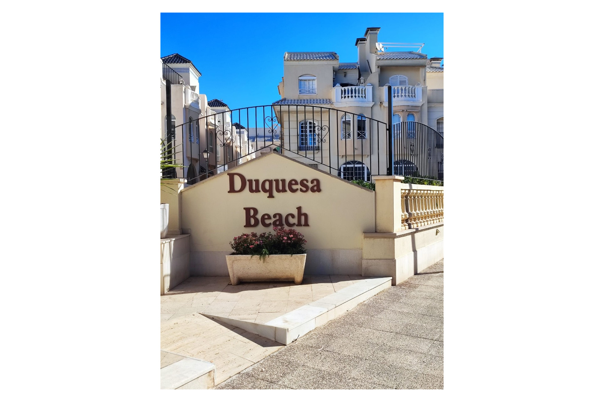 Resale - Apartment / Flat - Torrevieja