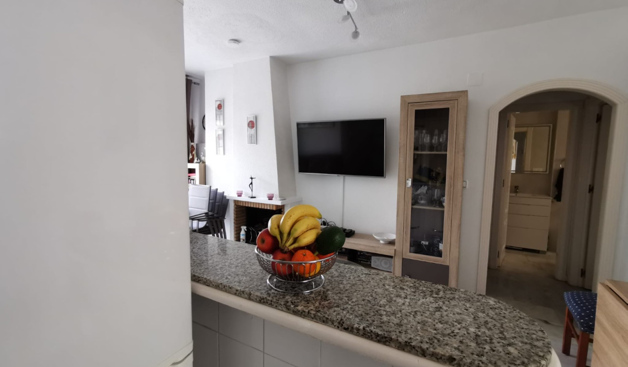 Resale - Apartment / Flat - Torrevieja