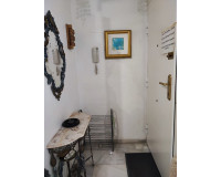 Resale - Apartment / Flat - Torrevieja