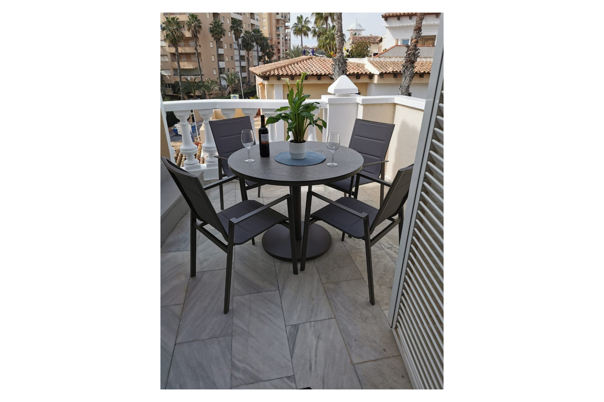 Resale - Apartment / Flat - Torrevieja