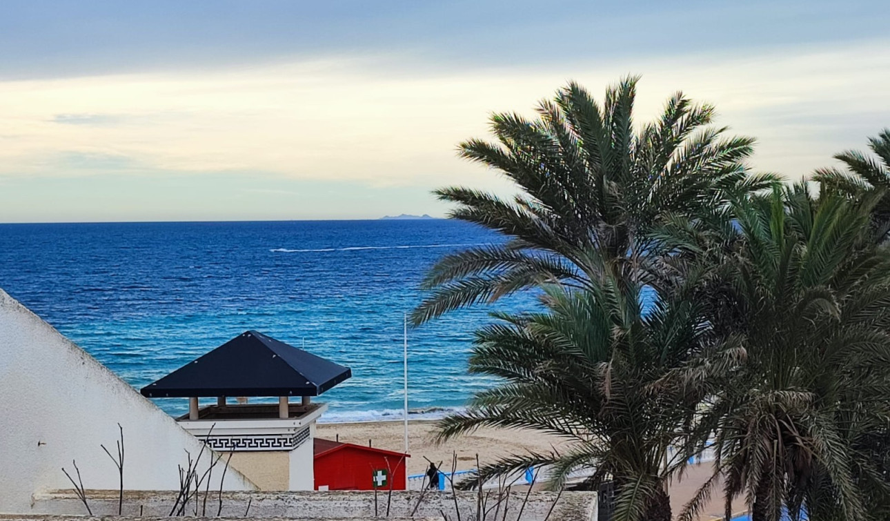 Resale - Apartment / Flat - Torrevieja