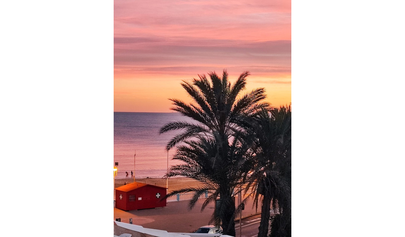 Resale - Apartment / Flat - Torrevieja