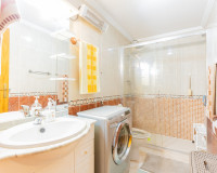 Resale - Apartment / Flat - Torrevieja