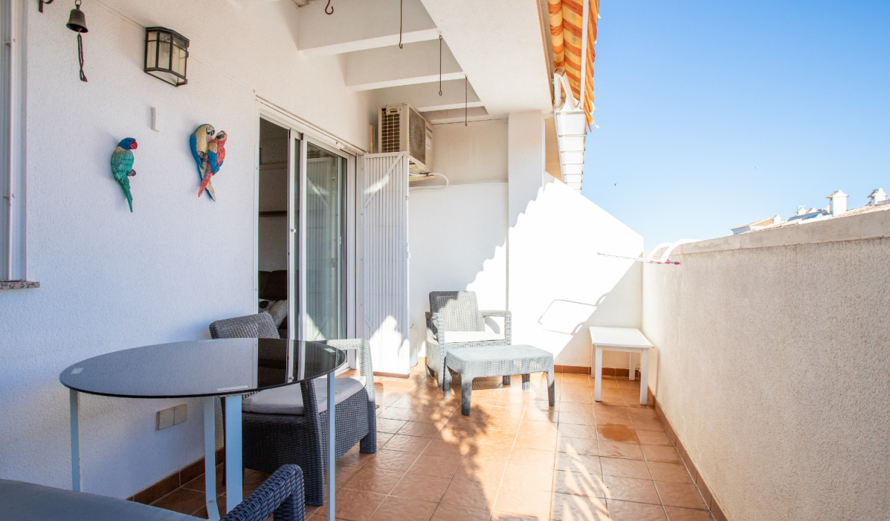 Resale - Apartment / Flat - Torrevieja